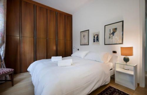 Morivione Apartment | Fondazione Prada - Quadrilocale in stile classico