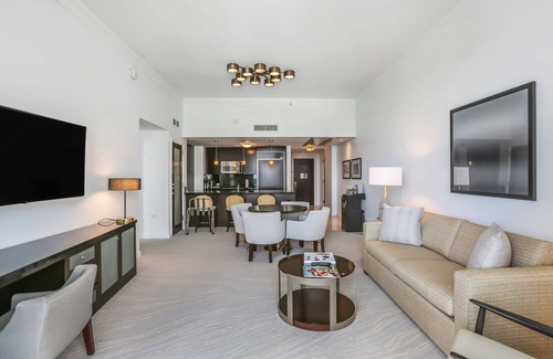 Mid Beach Condo | Fontainebleau OceanView Suite Full Kitchen, washer/dryer, FREE Valet&Spa Passes!