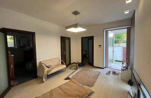 Odessa Villa | Fontan House