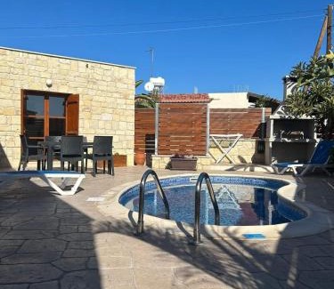 Anarita House | Fontana Traditional House
