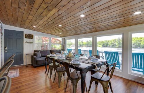 Plainville House | Football Fans Lake Retreat - 5 Mins to Gillette!