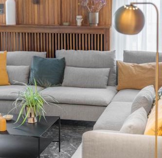 Thissio Apartment | Foothills of Acropolis-Thissio 3 bdrm apartment