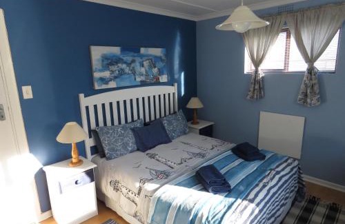 Old Place Apartment | Footprints of Knysna