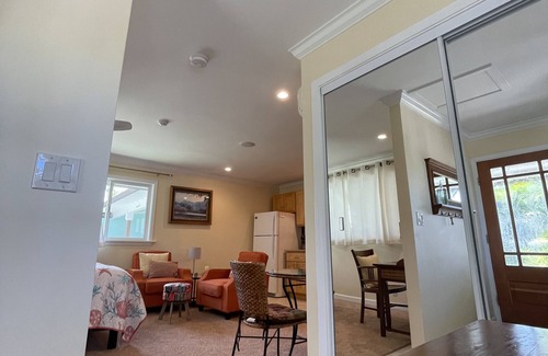 Kailua Cottage | Footsteps to Hawaii's Best Beach