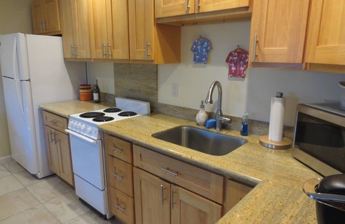 Kailua Cottage | Footsteps to Hawaii's Best Beach