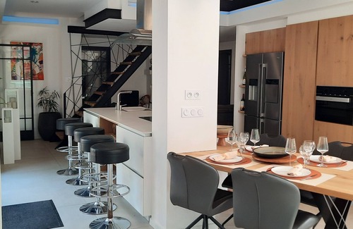 Landehen House | For discovery, relaxation or parties, country house ideally located