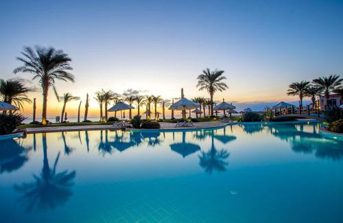 Zafarana Villa | For Elite Families - La Vista 5 Seafront 265m Luxury Villa