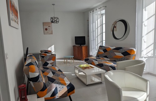 Les Sables d'Olonne Apartment | For family fun at the beach, at the center of everything that matters