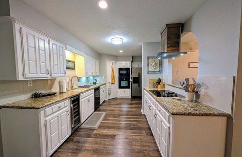 April Sound House | For family/friends fun with Smart TVs, Cook's Kitchen, Patio, & Lake Access
