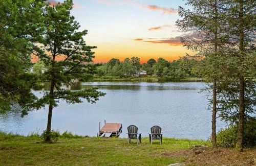 Long Pond House | For Lake Sake by AvantStay Lakefront Hot Tub View