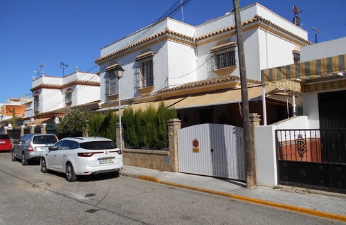 Chipiona Apartment | For Rent: Apartment in Chipiona, Costa de la Luz, Spain.- WIFI, GARAGE