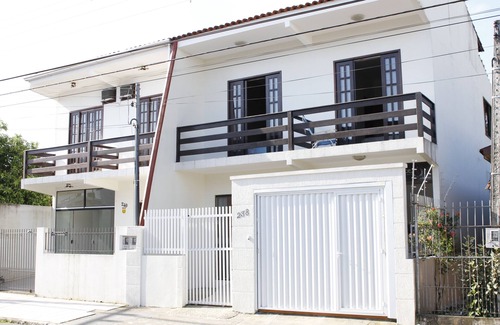 Nacoes House | For rent house for season - Balneário Camboriú