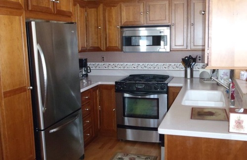 Whitewater House | FOR SALE and for rent