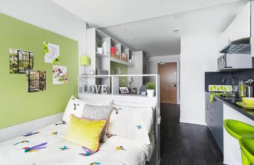 Southampton City Centre Apartment | For Students Only Yugo Austen House Southampton