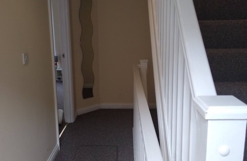 Port Talbot House | For walkers. sea-lovers and cyclists - a delightful 2-bedroom townhouse!