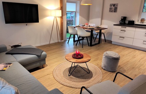 Busumer Deichhausen House | For your dream vacation on the North Sea. Location close to the beach and a great ambience