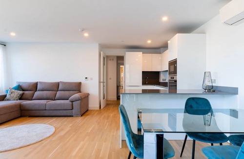 Gibraltar Apartment | Forbes Suite1206-Hosted by Sweetstay