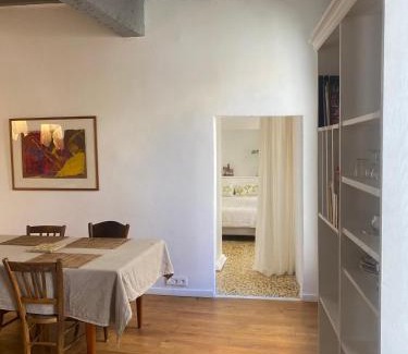 Forcalquier Apartment | Forcalquier, le coeur historique