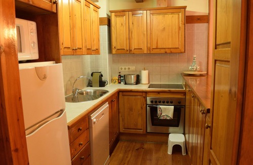 Las Bordas Apartment | FORCANADA APARTMENT WITH WIFI