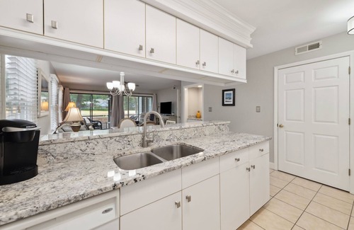 Pawleys Island Condo | Fore Your Pleasure at Pawleys Plantation,Pet-friendly 2BR, ground floor, golf resort with pool.