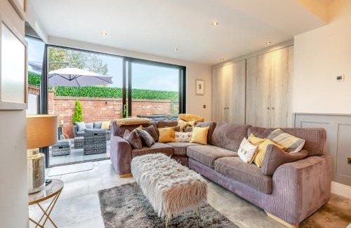 Cottingham House | Foreman's Cottage