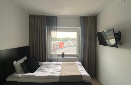 Flemingsberg Hotel | Forenom Hotels & Apartments Flemingsberg - 10min from Älvsjö