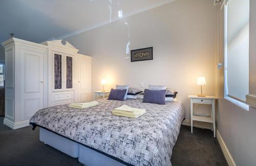 Albany Apartment | Foreshore Apartment 104