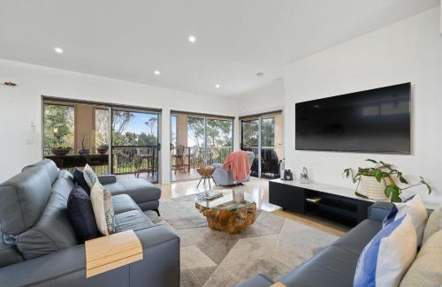 Grantville House | Foreshore Retreat