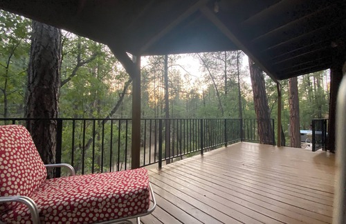 Groom Creek Cabin | Forest Cabin Hot Tub Groom Creek