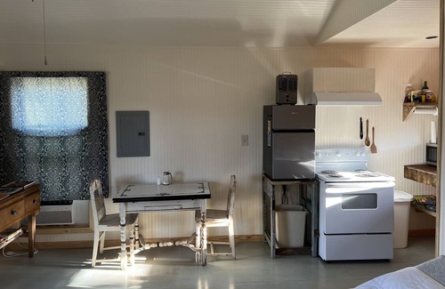 Chatawa Cabin | Forest cabin with all modern conveniences. Sixteen private acres. No pets.