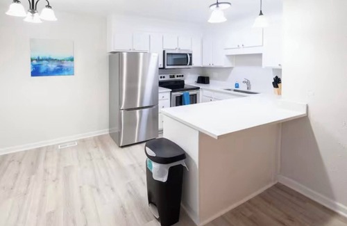 Westminster Condo | Forest Comfort Modern 2BR by Lakes & Clemson
