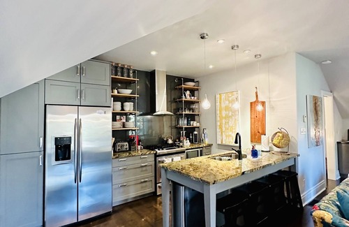Collingwood Ski Chalet | Forest Cottage- Explore, Discover & Experience the Idyllic Blue Mountains