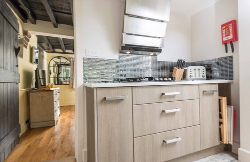 New Forest District Cottage | Forest Drove Cottage New Forest Thatched Cottage