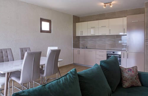 Zabljak Apartment | Forest Edge Two-Bedroom Apartment in Zabljak