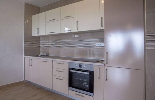 Zabljak Apartment | Forest Edge Two-Bedroom Apartment in Zabljak