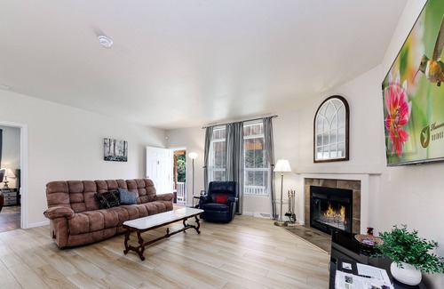 Ruidoso House | Forest Haven! Pet friendly with Hot Tub. Take a much needed retreat!