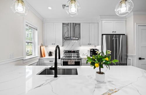 Forest Hills - Woodbourne Apartment | Forest Hill condos -Boston