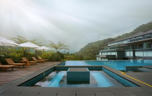 Pasirjambu Hotel | Forest Hills Hotel