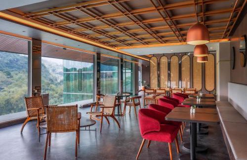 Pasirjambu Hotel | Forest Hills Hotel