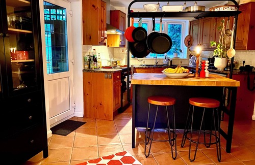 Arundel House | Forest House Arundel. Sleeps 12. Two nights minimum stay