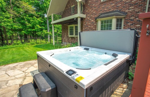 Whitchurch-Stouffville House | Forest House | Golf/Hiking/Horse Riding Nearby