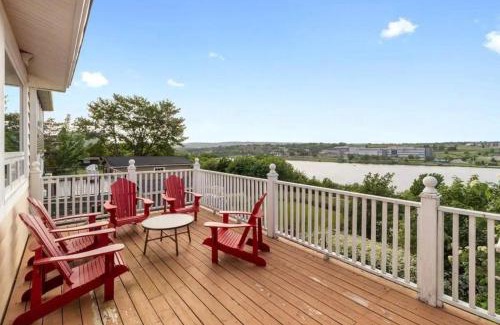Quidi Vidi Apartment | Forest House Qv Lake View Parking