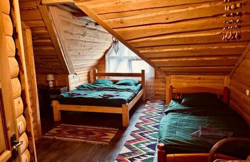 Yasinya House | Forest House