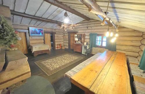 Klavdiyevo-Tarasove House | Forest hut Stariy Prud