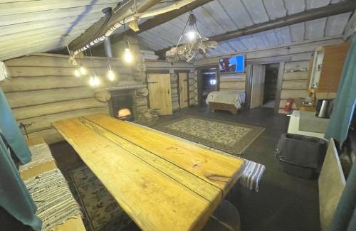 Klavdiyevo-Tarasove House | Forest hut Stariy Prud