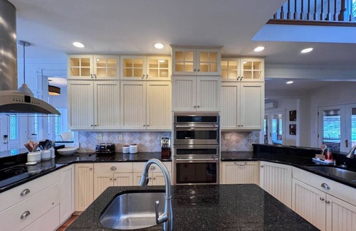 Bartlett House | Forest Ledge | 5550ft² | Game Room | HotTub | View