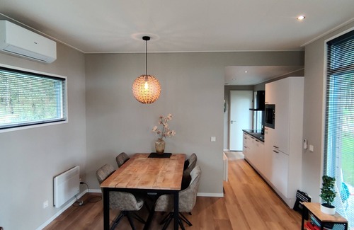 Municipality of Hellendoorn Ski Chalet | Forest Lodge 111 + Hot tub Het Groene Hert