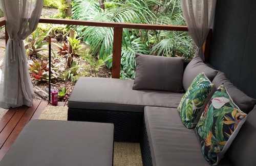 Captain Creek House | Forest Lodge: Little Villa
