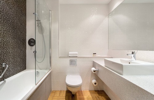 Broughton Hotel | Forest Pines Spa & Golf Resort