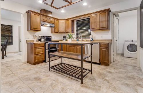 Blanco House | Forest Retreat | Aparthotel in Blanco with patio, central AC, & W/D